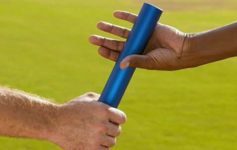 ayx爱游戏官网登录-综合格斗赛场焦点！西班牙队对阵美国队，体能极限考验，赛场硬仗一触即发